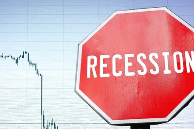 UK Economy Shrinks in Second Quarter, Sharpening Recession Fear