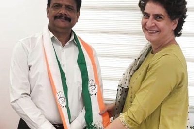 Expelled BSP Leader and Former Minister, Nakul Dubey Joins Congress