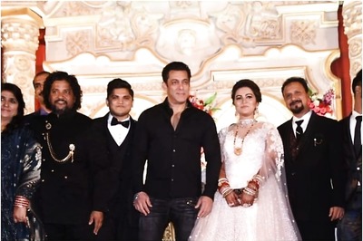 Salman Khan Attends the Wedding of His Makeup Artist’s Son, Wins Hearts Online