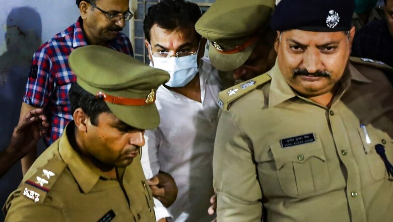 Why Did Aides of Union Minister's Son Carry Weapons? SIT Looks for Answers in Lakhimpur Probe, More Arrests Soon
