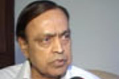 Govt's stand on gas row vindicated: Deora