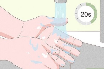 How to Use and Dispose of a Throwaway Mask