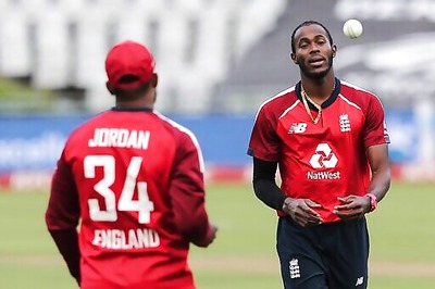 England Romps To 3-0 T20 Series Win Over South Africa