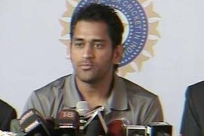 Dhoni accepts blame, says key players' poor form led to T20 debacle