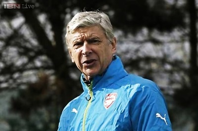 Arsene Wenger heaps praise on Arsenal defence after Burnley win
