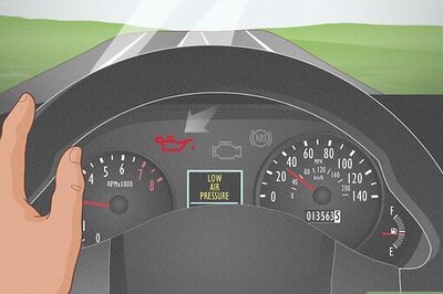 Oil Pressure Low – Stop Engine Light: Meaning, Causes, & Fixes
