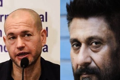 'If It Doesn’t Come From...': Vivek Agnihotri Uses Farhan Akhtar's Lines to Respond to Nadav Lapid's Apology