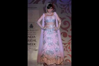 Kangana walks bridal ramp but is against opulent weddings