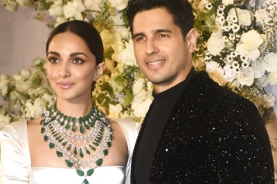 Kiara, Sidharth Mumbai Reception: Kiara Looks Drop Dead Gorgeous In Body Fitting Dress, Sid Dazzles