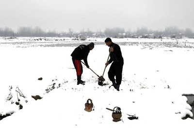 Bountiful And 'Snowful', Winter Reclaims Its Glory in Kashmir