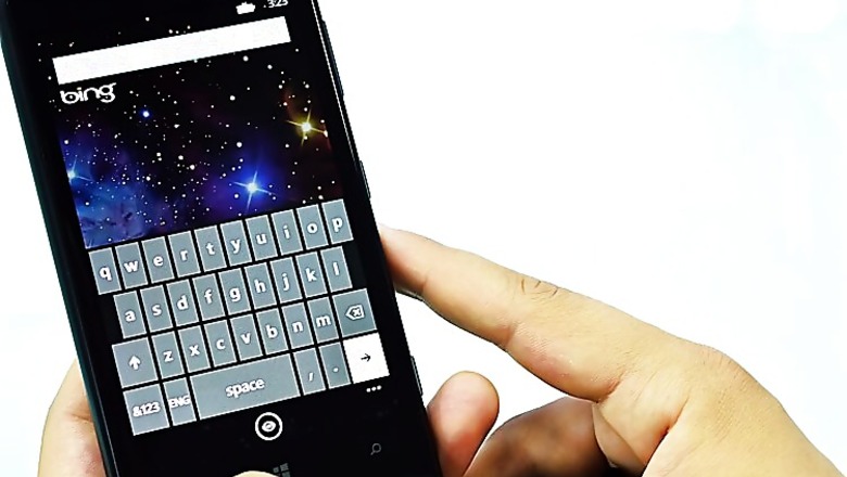 Microsoft brings its Word Flow virtual keyboard to iOS and Android