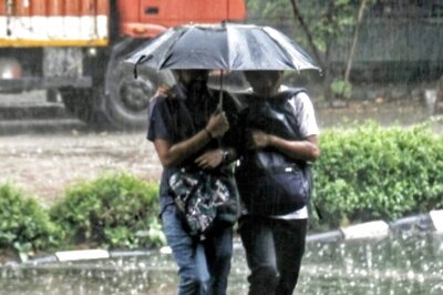 Thunderstorm with Rain in Delhi Likely Today, Minimum Temp 20.7 Deg C