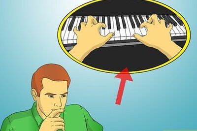 How to Learn Many Chords on Piano Using Two Shapes and the Numbers 1 to 5