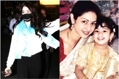 Janhvi Kapoor's Phone Wallpaper is Her Childhood Pic with Mom Sridevi