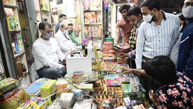 Ahead of Diwali, Delhi Bans Storage & Use of Firecrackers Again Due to Severe Pollution