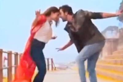 Bollywood Fan Replaces 'Kesariya' With 'Dil Dooba' and Internet Thinks It's the Same Song