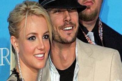 Ex-hubby hardsells Britney sex tape