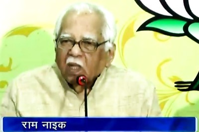 Governor Ram Naik asks V-Cs to hold convocation ceremony on time
