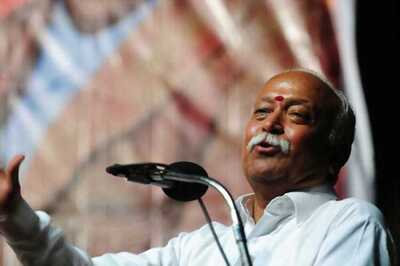 Non-political committee should decide on reservation: Bhagwat