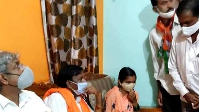 Union Minister Visits Serving Soldier's House to Offer Condolences, Embarrassed