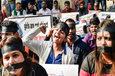 Faith Healer Held for Raping Sisters in Name of 'Treatment' in Kashmir's Anantnag