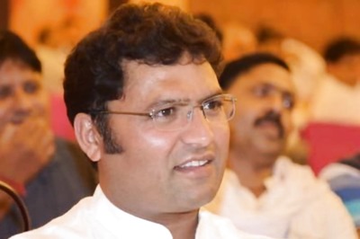 Day after Protesting Outside Sonia's House, Haryana Leader Ashok Tanwar Resigns from Cong's Poll Committees
