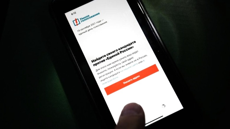 Apple, Google Raise New Concerns by Yanking Russian App