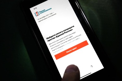 Apple, Google Raise New Concerns by Yanking Russian App