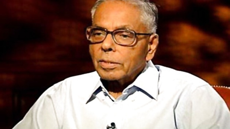 Slipper thrown at former National Security Advisor MK Narayanan in Chennai by pro-Tamil activist