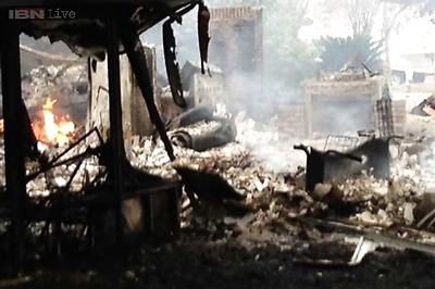 Suicide bomber kills 33 people south of Baghdad