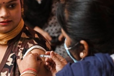 UP Crosses 8-cr Mark in Covid Vaccination Doses, 1 Lakh Jabbed in Single Day in Lucknow
