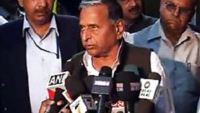 Mulayam won't expel tainted minister
