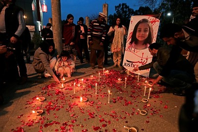 Pakistani Police Arrest Suspect in Rape and Murder of 7-year-old Girl