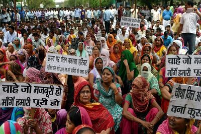 Sanitation Workers Announce 'Chakka Jam', Threaten to Sit on Hunger Strike on Feb 27 if Demands Not Met