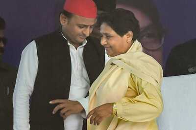 Akhilesh, Mayawati Invited on Jan 22, Says VHP Amid Oppn Barbs; Jyotish Peeth Shankaracharya Not on List