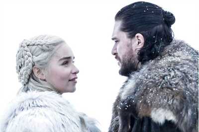 Game of Thrones BTS Video Shows Jon Snow Gagging After Romantic Kiss with Daenerys