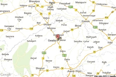 Angry voters in Gwalior set up barriers to stop leaders from campaign