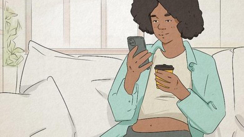 How to Attract an Aquarius Man Through Text