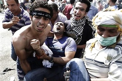 Egypt crisis worsens, security forces besiege Cairo mosque full of Morsi supporters