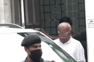 In an Hour of 'Closed Door Meeting', RSS Chief's Outreach to Top Muslim Leader at Delhi Mosque