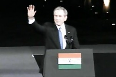 Bush hardsells nuclear deal