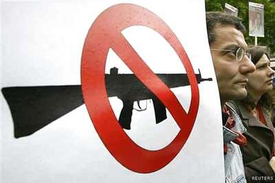 Iran, North Korea, Syria block UN arms trade treaty