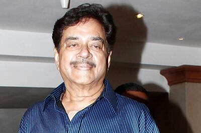 BJP compares Shatrughan with Digvijaya, says best to ignore them