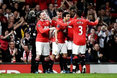 Man Utd go three points clear of City