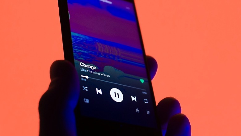 Spotify Rolls Out Video Podcasting in Select Countries