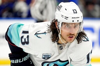 Brandon Tanev Taking On New Role With Kraken During Recovery