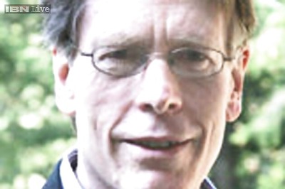 Eugene F Fama, Lars Peter Hansen, Robert J Shiller win 2013 economics Nobel Prize