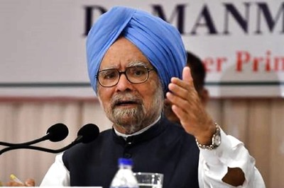 Efficient Administrator, Mass Leader: Manmohan Singh Condoles Demise of Ram Vilas Paswan
