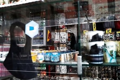 New York City Restaurants Can Resume Indoor Dining At One-quarter Capacity This Month