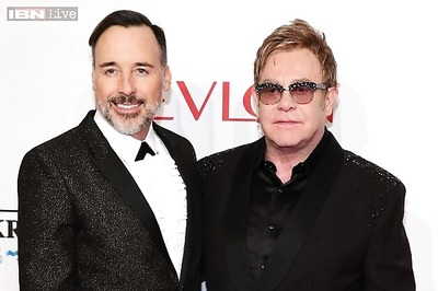  Sir Elton John to marry partner David Furnish
